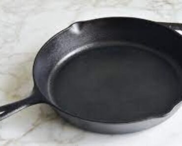 How to Clean a Cast iron Skillet